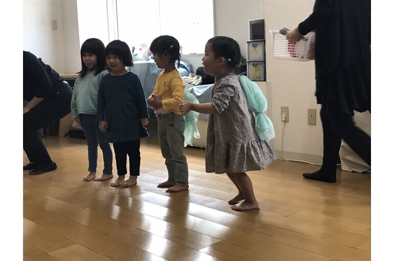 リトミックレッスン風景